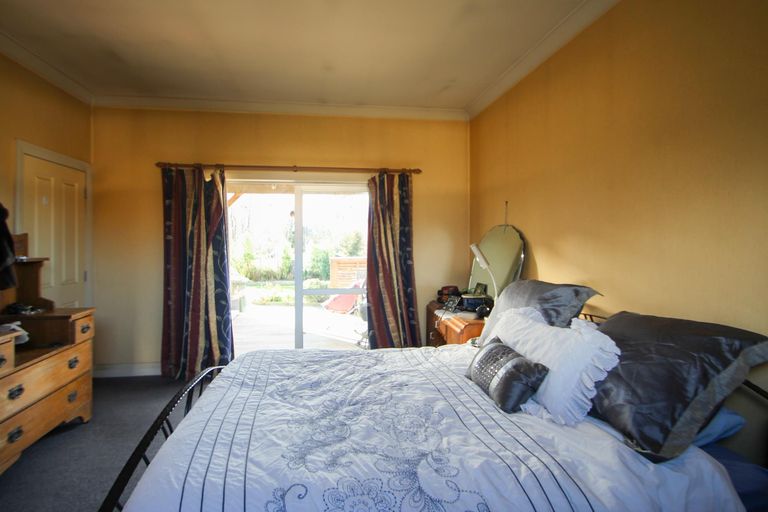 Photo of property in 2 Ord Street, Herbert, Oamaru, 9495