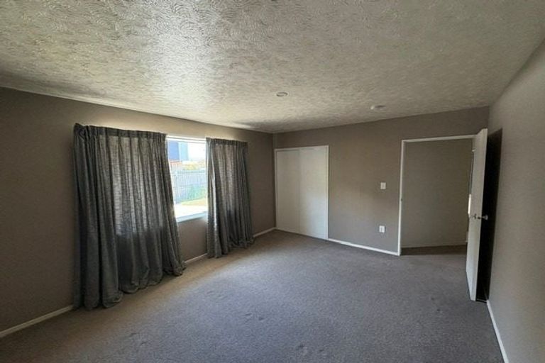 Photo of property in 1/35 Division Street, Riccarton, Christchurch, 8041