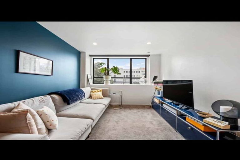 Photo of property in Atlas House, 16a/22 Ghuznee Street, Te Aro, Wellington, 6011