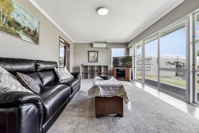 Photo of property in 17 Simon Place, Nawton, Hamilton, 3200