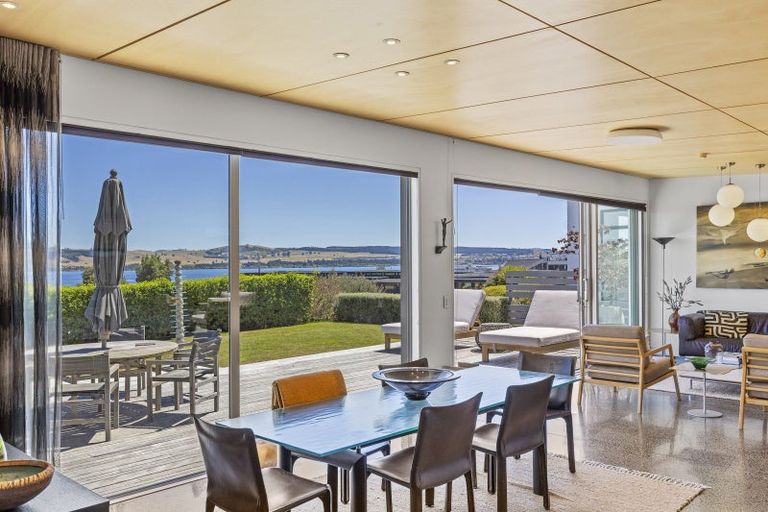 Photo of property in 12 Kurapoto Lane, Rainbow Point, Taupo, 3330