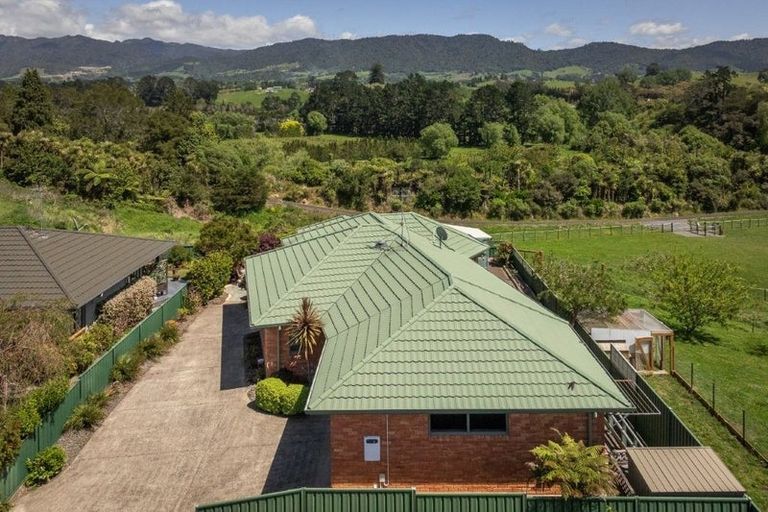 Photo of property in 16 Donegal Place, Katikati, 3129