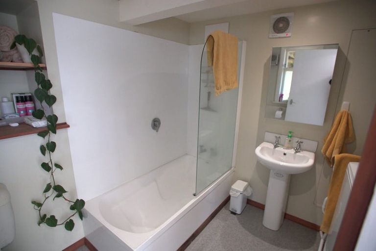 Photo of property in 96 Volga Street, Island Bay, Wellington, 6023