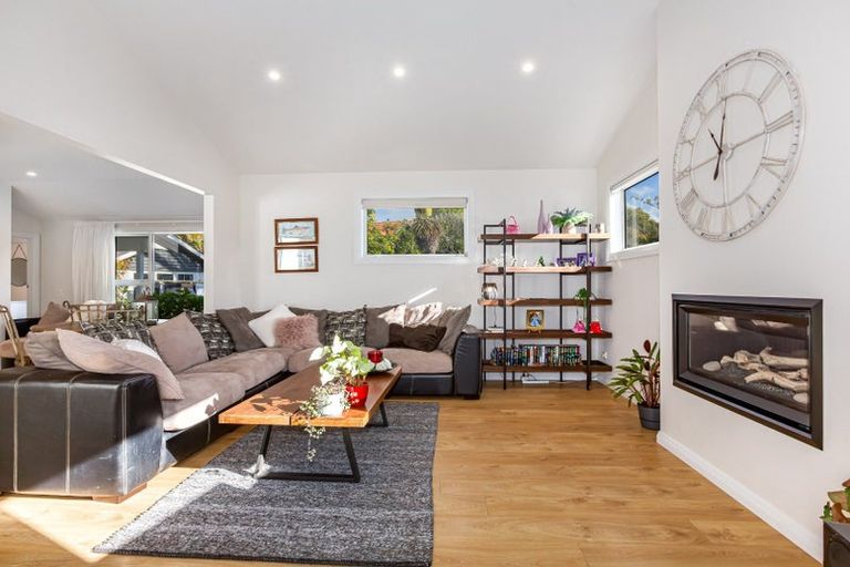 Photo of property in 18 Colin Grove, Hutt Central, Lower Hutt, 5010