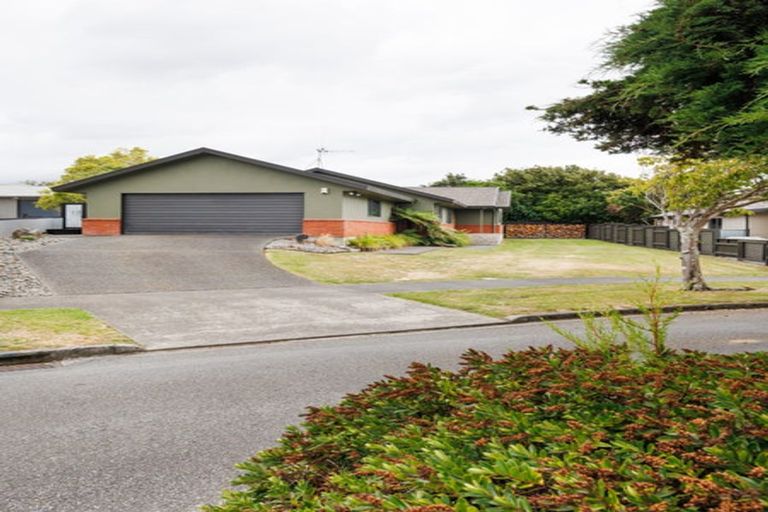 Photo of property in 7 Vista Drive, Feilding, 4702