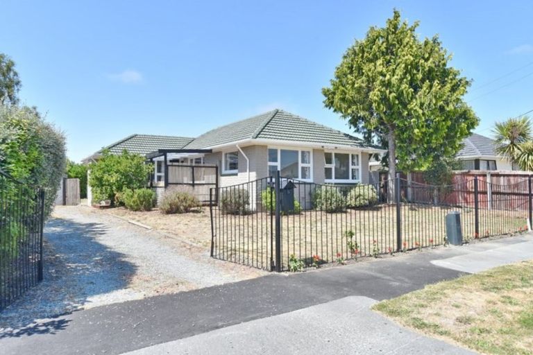 Photo of property in 8 Warblington Street, Aranui, Christchurch, 8061
