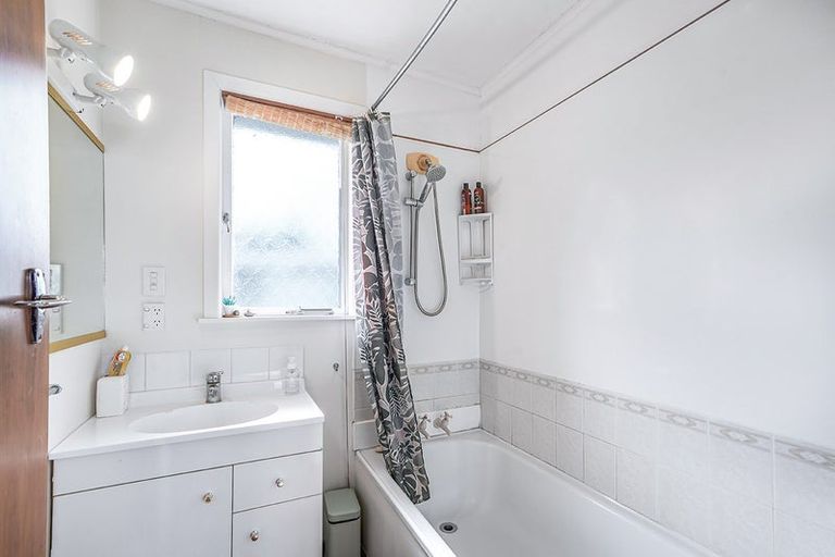 Photo of property in 3 Macdonald Road, Glenview, Hamilton, 3206