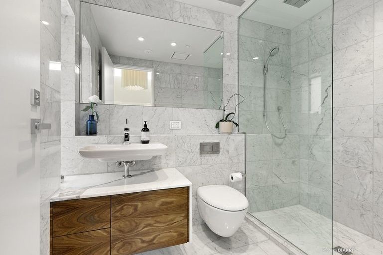 Photo of property in 5/150 Oriental Parade, Oriental Bay, Wellington, 6011