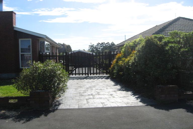 Photo of property in 43 Greenhaven Drive, Burwood, Christchurch, 8083