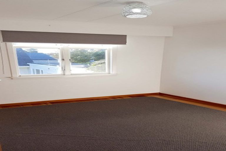 Photo of property in 63 Whiteley Street, Moturoa, New Plymouth, 4310
