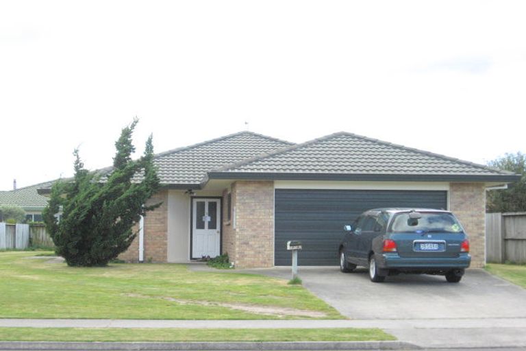 Photo of property in 703 Grenada Street, Papamoa Beach, Papamoa, 3118