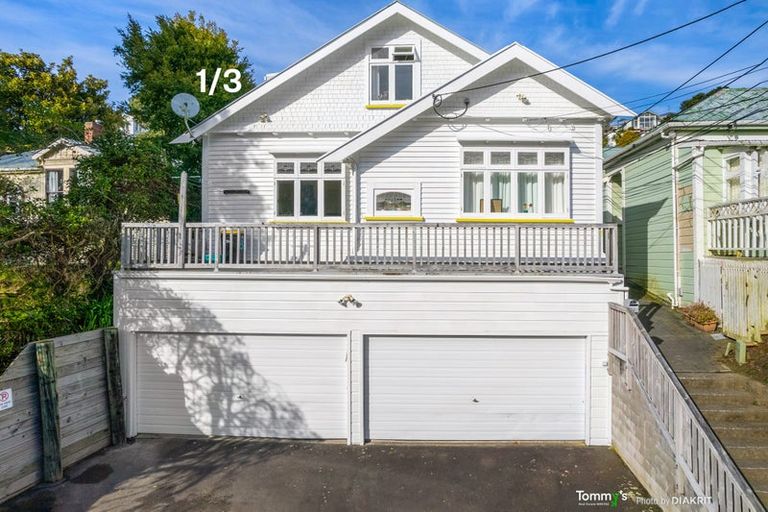 Photo of property in 3 Alameda Terrace, Aro Valley, Wellington, 6021