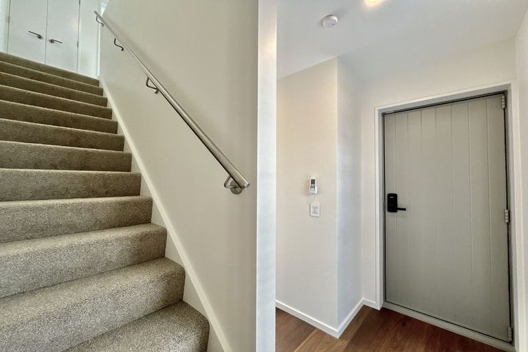 Photo of property in 12/95 Olliviers Road, Phillipstown, Christchurch, 8011