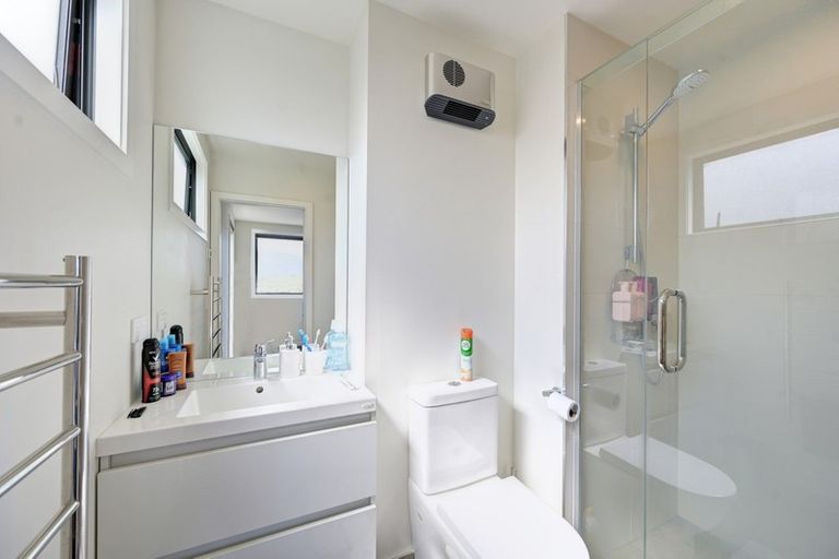 Photo of property in 29a Rannoch Drive, Jacks Point, Queenstown, 9371