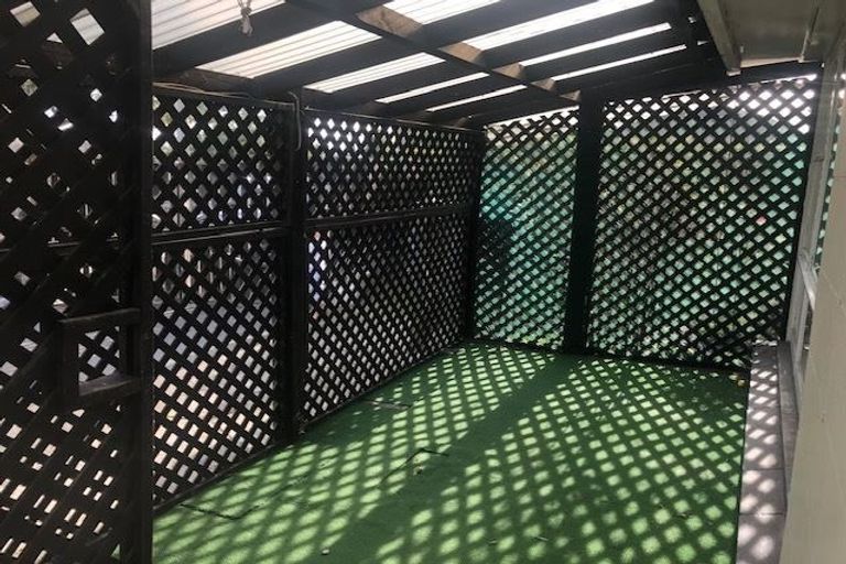 Photo of property in 4 Carisbrooke Street, Aranui, Christchurch, 8061