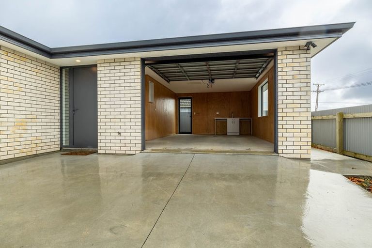 Photo of property in 79 Severn Street, Clifton, Invercargill, 9812