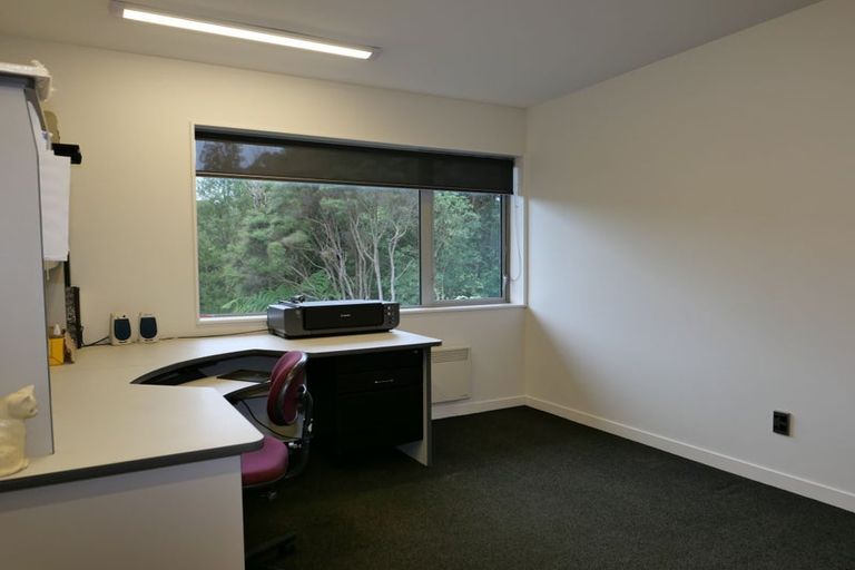 Photo of property in 118 Ngarara Road, Waikanae, 5036