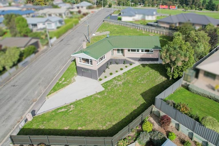 Photo of property in 6 Oban Street, Holmes Hill, Oamaru, 9401