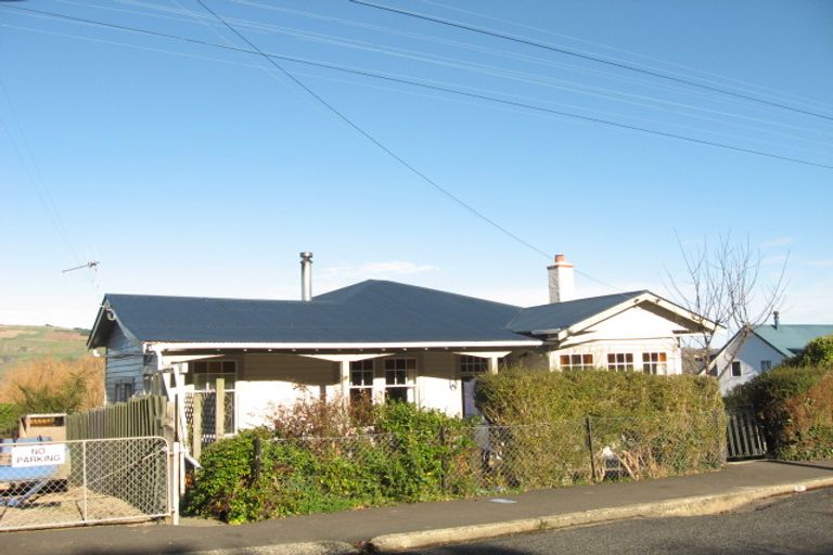 Photo of property in 52 Manapouri Street, Ravensbourne, Dunedin, 9022