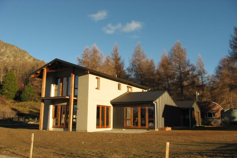 Photo of property in 33 Mathias Terrace, Arthurs Point, Queenstown, 9371