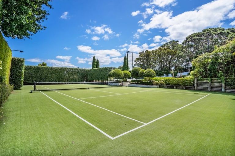 Photo of property in 10 Upland Road, Remuera, Auckland, 1050