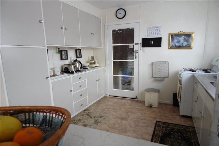 Photo of property in 42b Sackville Street, Fitzroy, New Plymouth, 4312