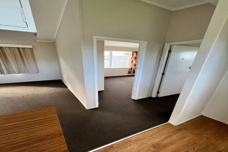 Photo of property in 1/35 Panorama Road, Mount Wellington, Auckland, 1060