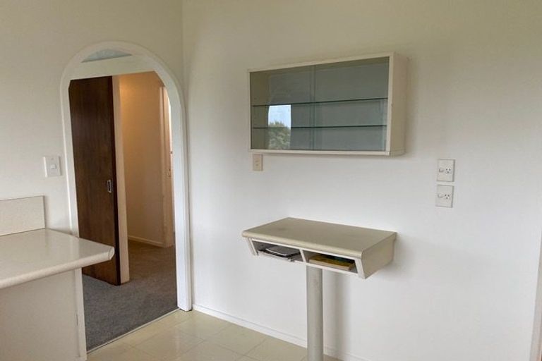 Photo of property in 1/36 Beechwood Road, Rothesay Bay, Auckland, 0630