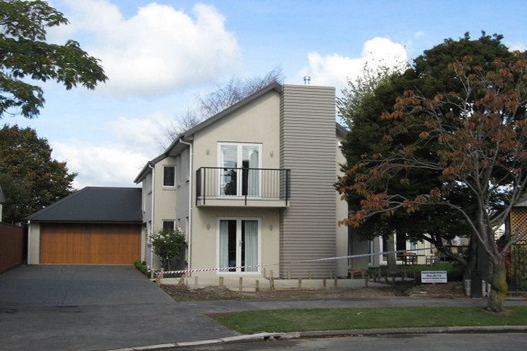 Photo of property in 18 Seagrave Place, Ilam, Christchurch, 8041