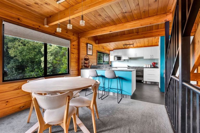 Photo of property in 11 Erica Place, Bell Block, New Plymouth, 4312