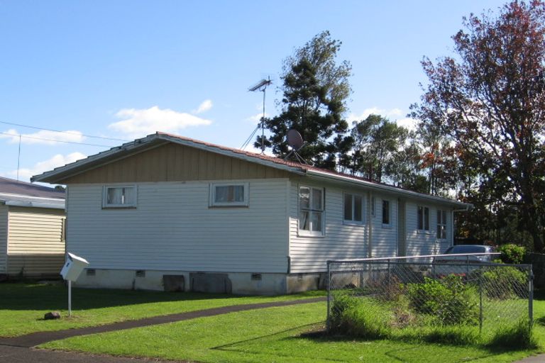 Photo of property in 5 Cooper Crescent, Otara, Auckland, 2023