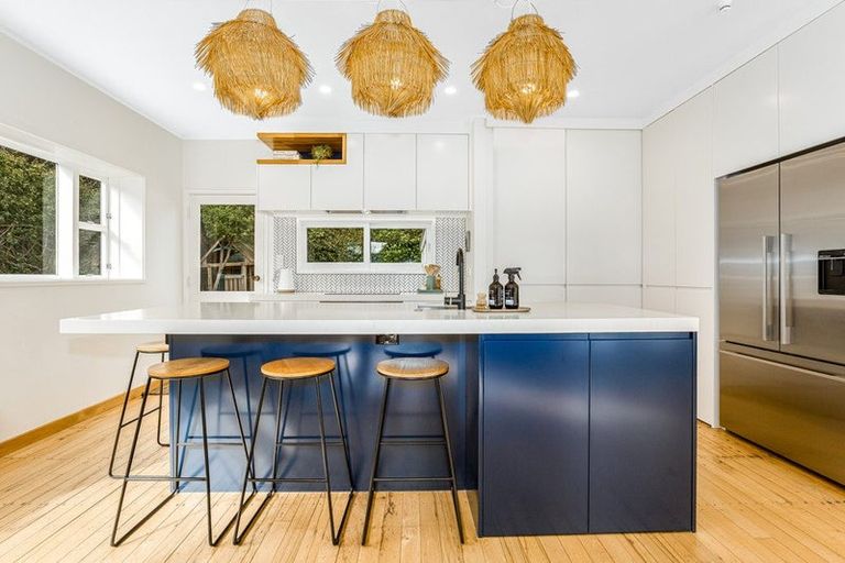 Photo of property in 35a Braithwaite Street, Karori, Wellington, 6012