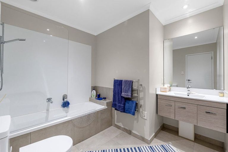 Photo of property in 26 Squadron Drive, Hobsonville, Auckland, 0616