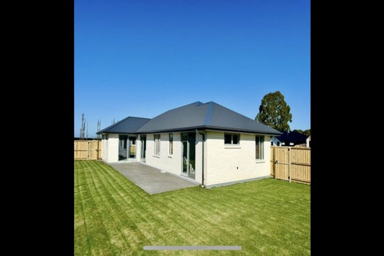 Photo of property in 49 Suffolk Drive, Kirwee, 7571