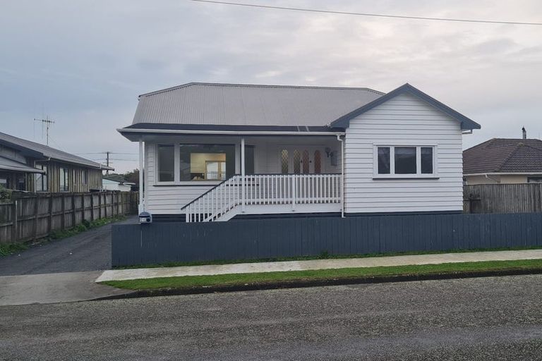 Photo of property in 74 Atkinson Avenue, Otaki Beach, Otaki, 5512