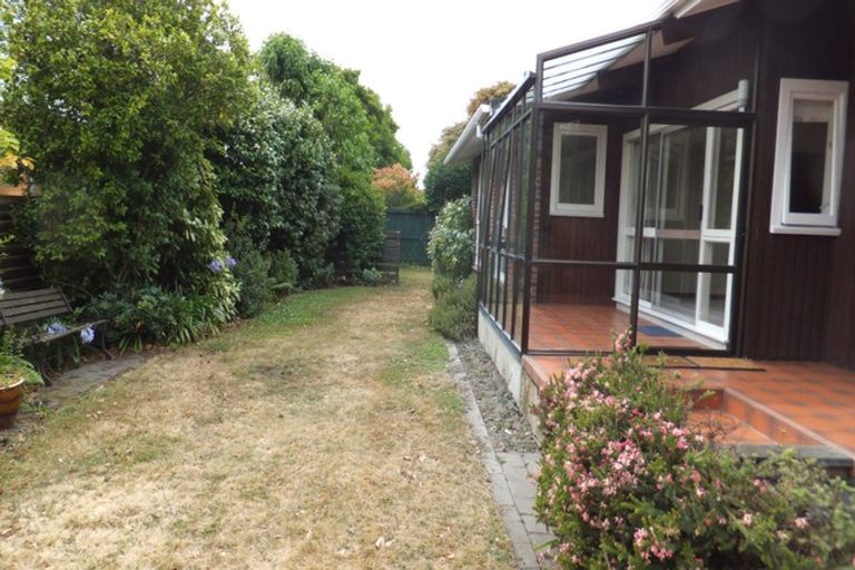 Photo of property in 9 Rutherglen Avenue, Ilam, Christchurch, 8041