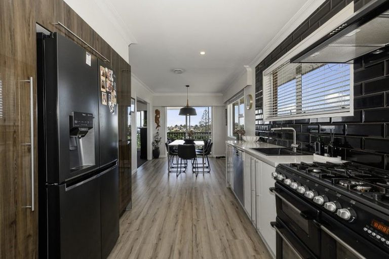 Photo of property in 40 Whitaker Street, Otumoetai, Tauranga, 3110