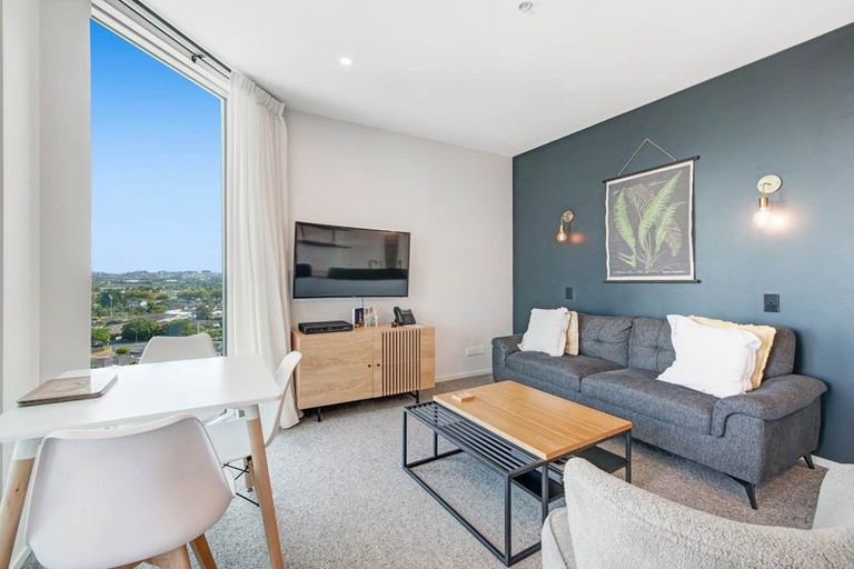 Photo of property in 1011/11 Tamariki Avenue, Kelston, Auckland, 0602