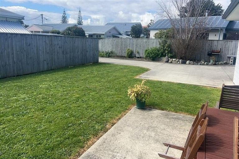 Photo of property in 11a Saxton Street, Levin, 5510