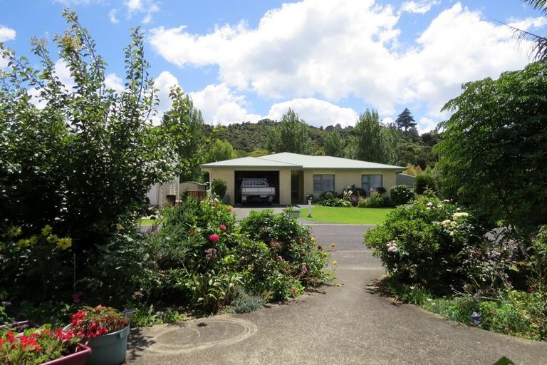 Photo of property in 3 Allman Drive, Coromandel, 3506