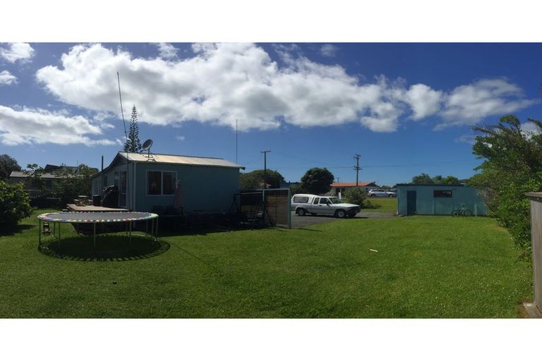 Photo of property in 12 Leo Street, Waihi Beach, 3611