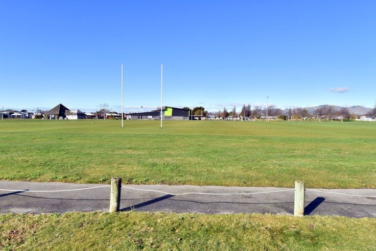 Photo of property in 21 Ben Rarere Avenue, Aranui, Christchurch, 8061