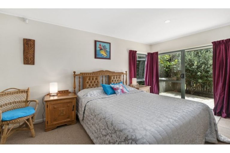 Photo of property in 3/12-20 Northcross Drive, Oteha, Auckland, 0632