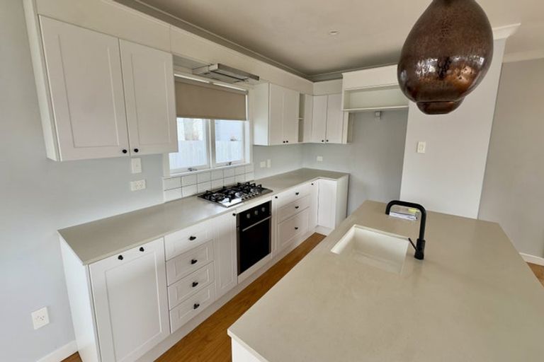 Photo of property in 20 Glendene Avenue, Glendene, Auckland, 0602