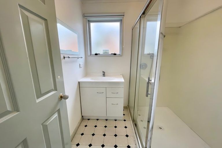 Photo of property in 1 Takatimu Way, Johnsonville, Wellington, 6037