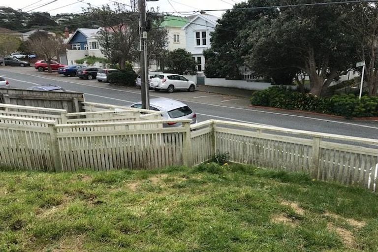 Photo of property in 25 Chilka Street, Berhampore, Wellington, 6023