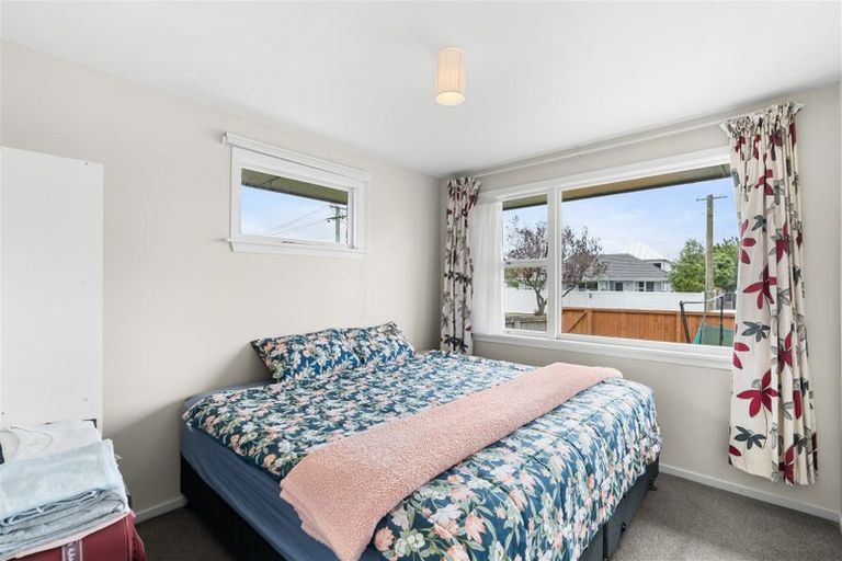 Photo of property in 38 Chedworth Avenue, Bishopdale, Christchurch, 8053