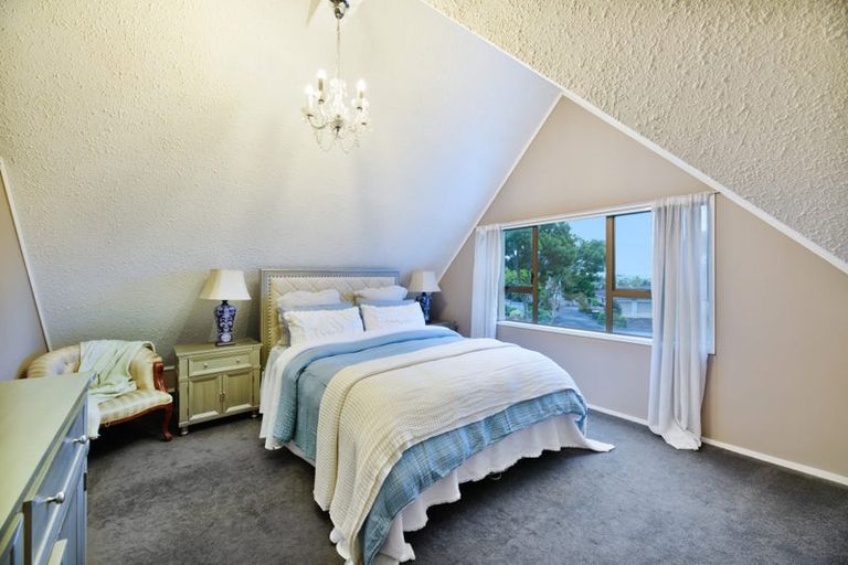 Photo of property in 5 Tatyana Place, Massey, Auckland, 0614