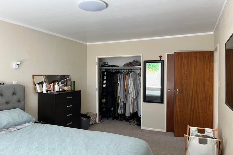 Photo of property in 2/161 Onslow Road, Khandallah, Wellington, 6035