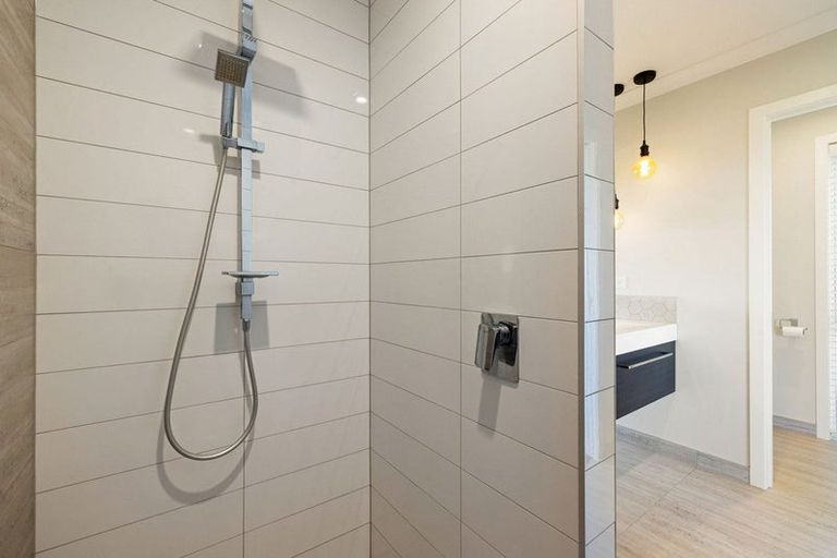 Photo of property in 56 Kingdon Street, Leamington, Cambridge, 3432